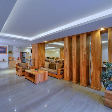 فندق Aabas Pokhara By Barahi Hospitality المظهر الخارجي الصورة