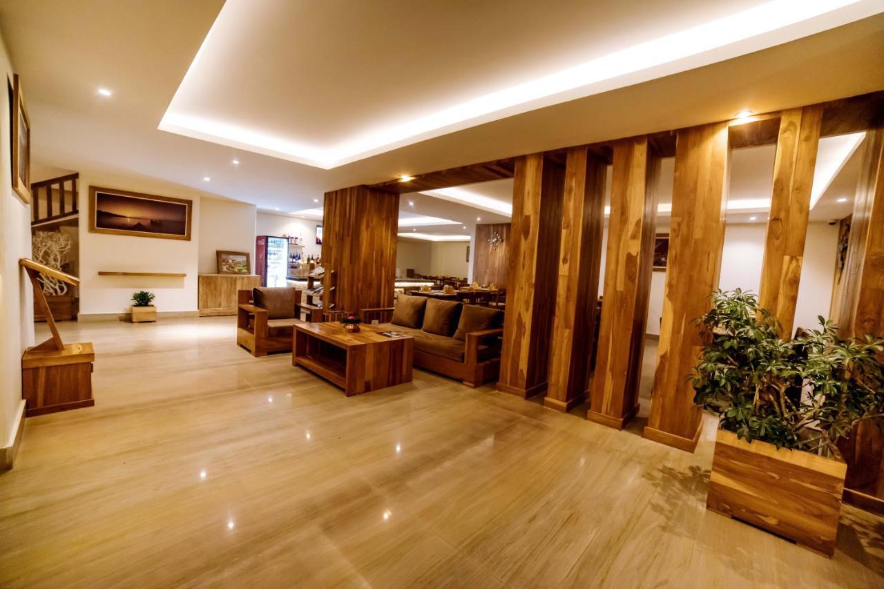 فندق Aabas Pokhara By Barahi Hospitality المظهر الخارجي الصورة