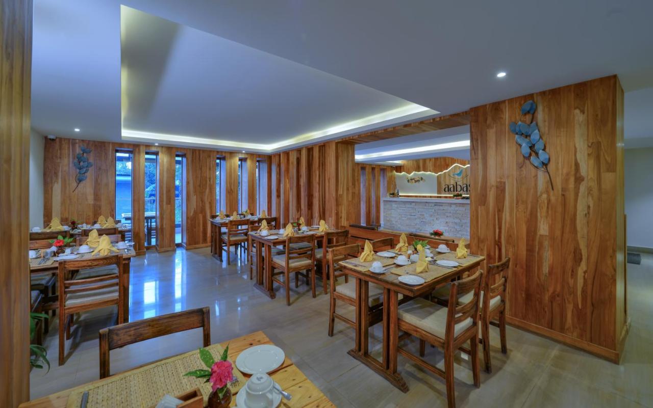 فندق Aabas Pokhara By Barahi Hospitality المظهر الخارجي الصورة